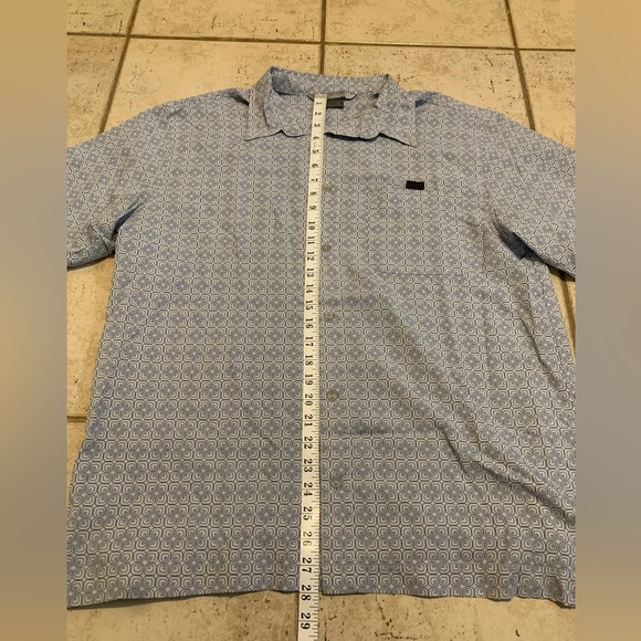 Nike Blue Geometric Pattern Button-Up Shirt - Size Medium - Picture 6 of 6